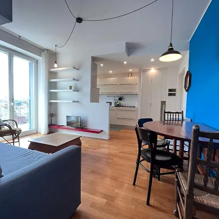 Kibilu - Via Pienza Apartmán Milán